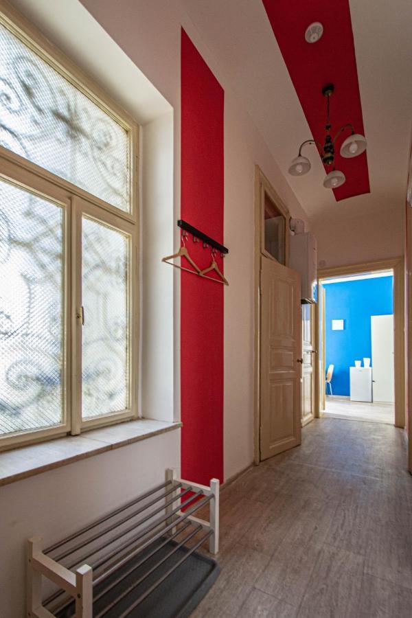 For Celebrations Spacious 3Bdr Apartment With Balcony Прага Екстериор снимка